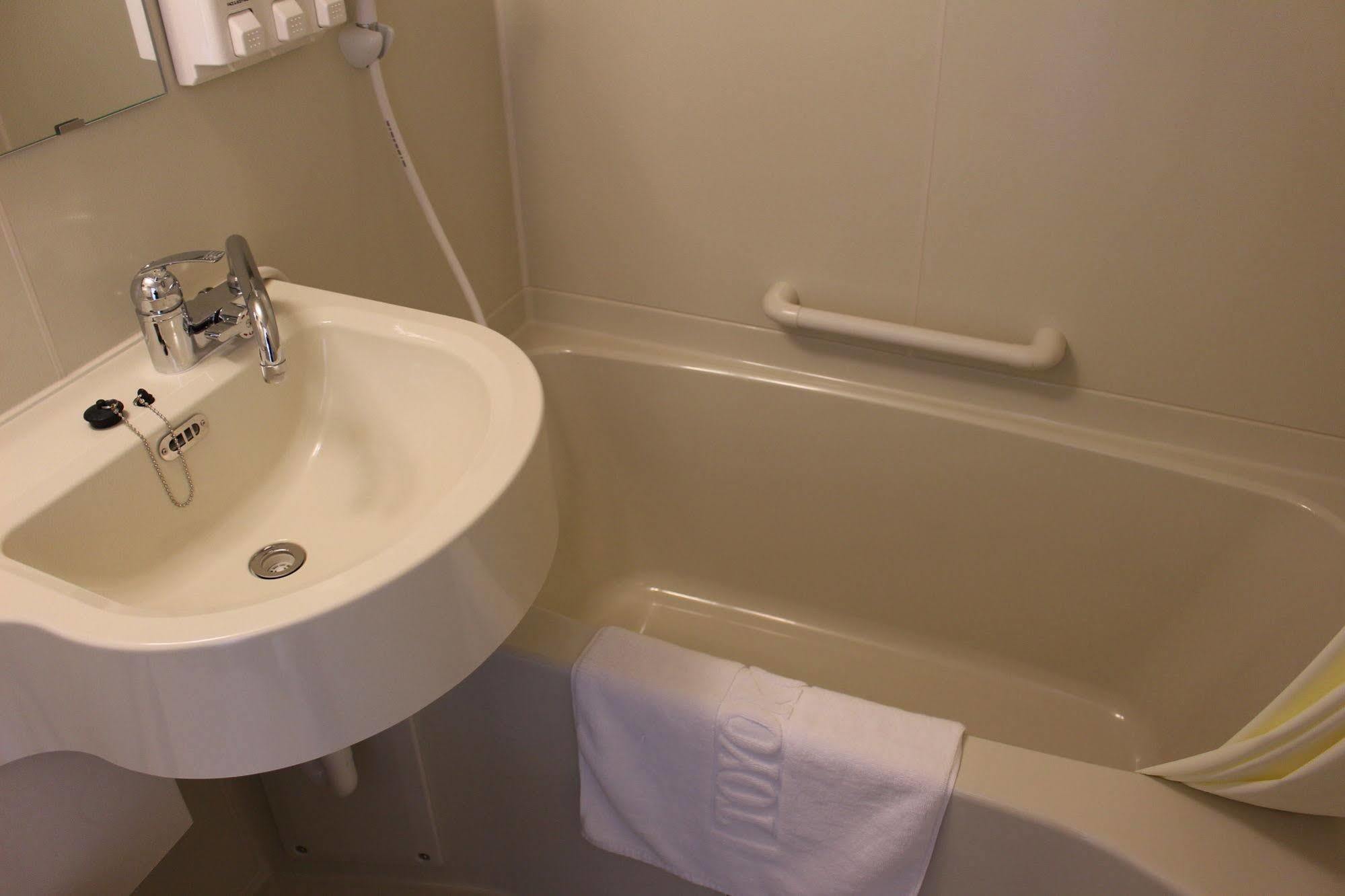 Toyoko Inn Sendai Higashi-Guchi No.1 Zewnętrze zdjęcie