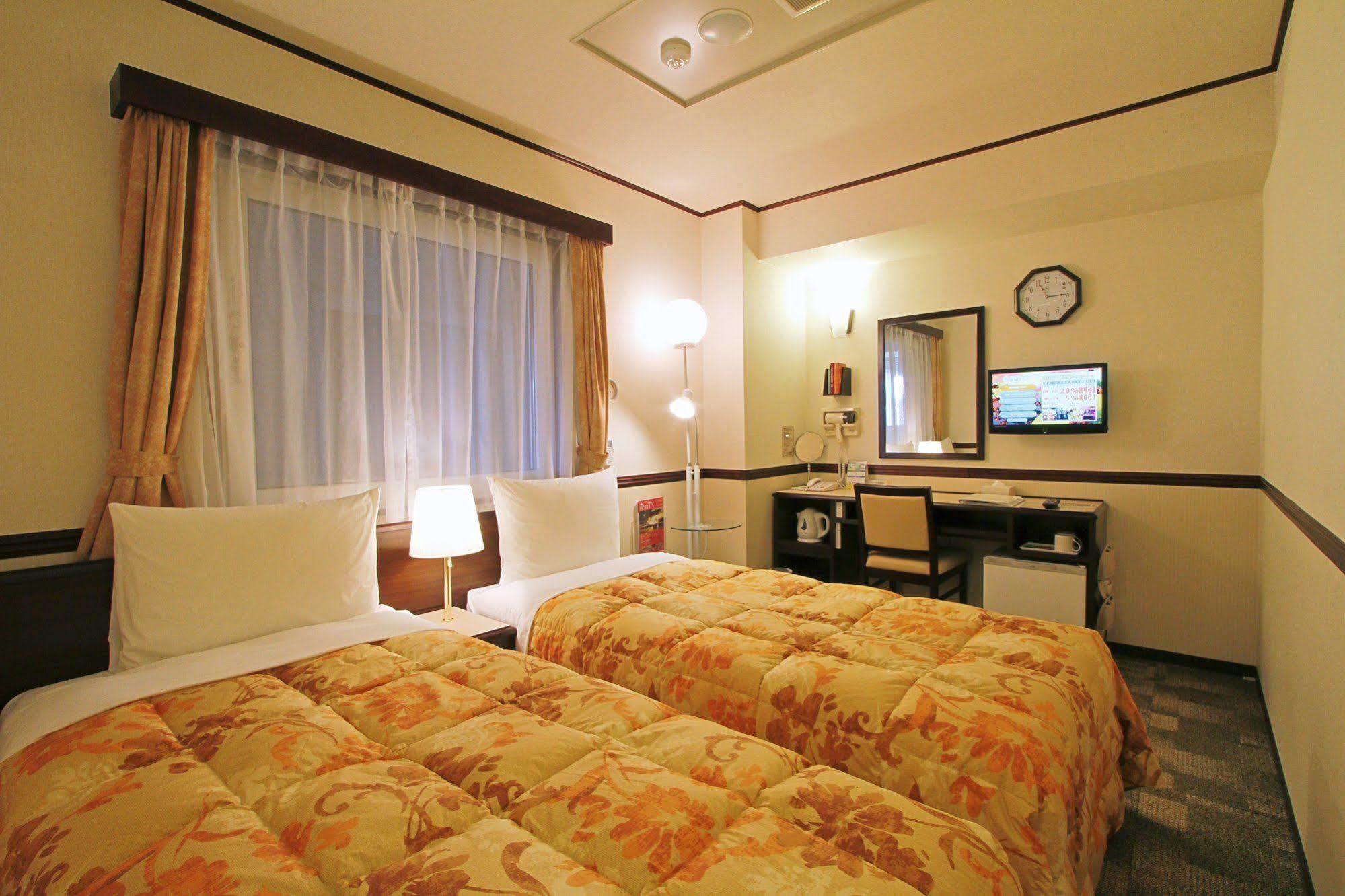 Toyoko Inn Sendai Higashi-Guchi No.1 Zewnętrze zdjęcie